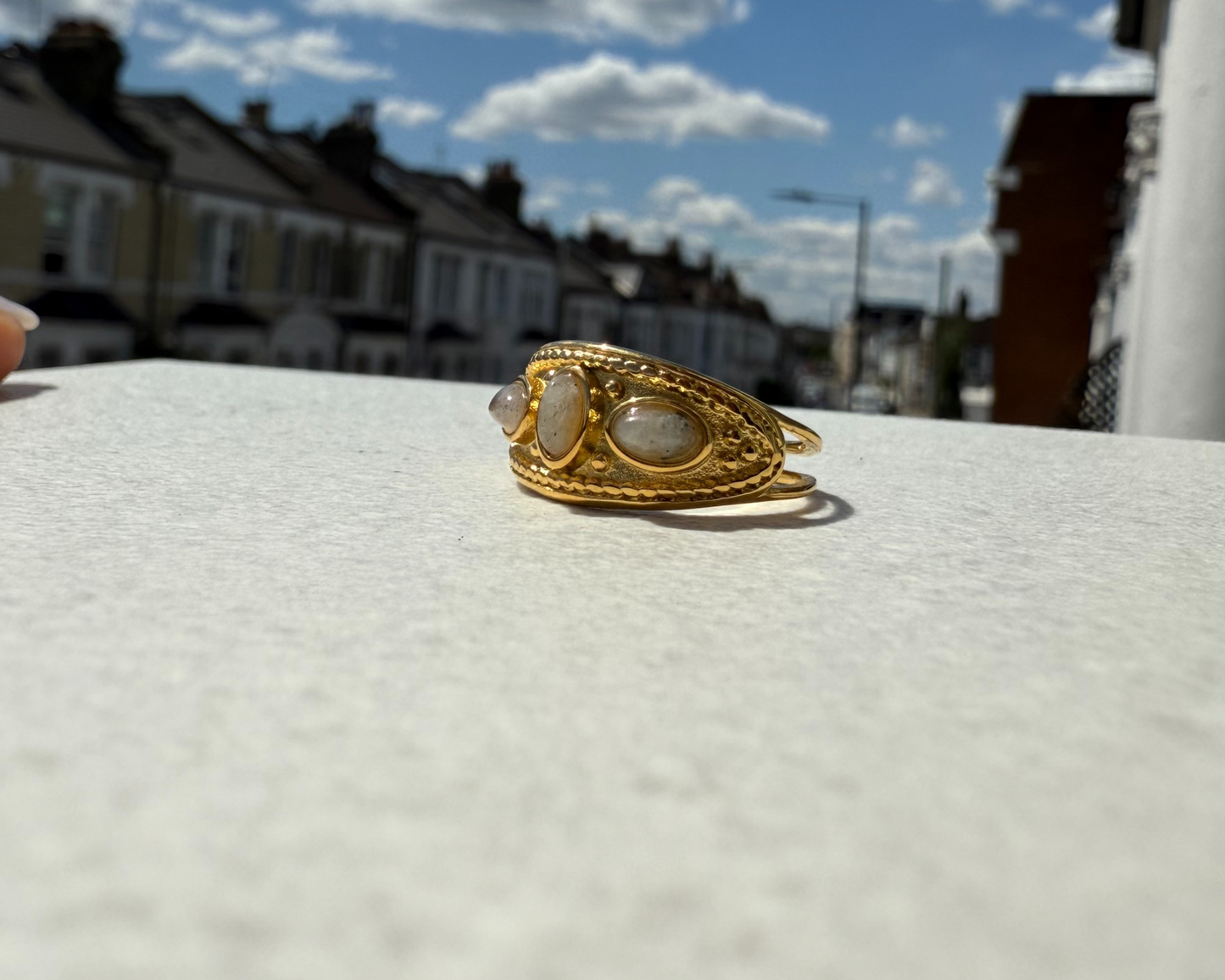Gladia Adjustable Ring