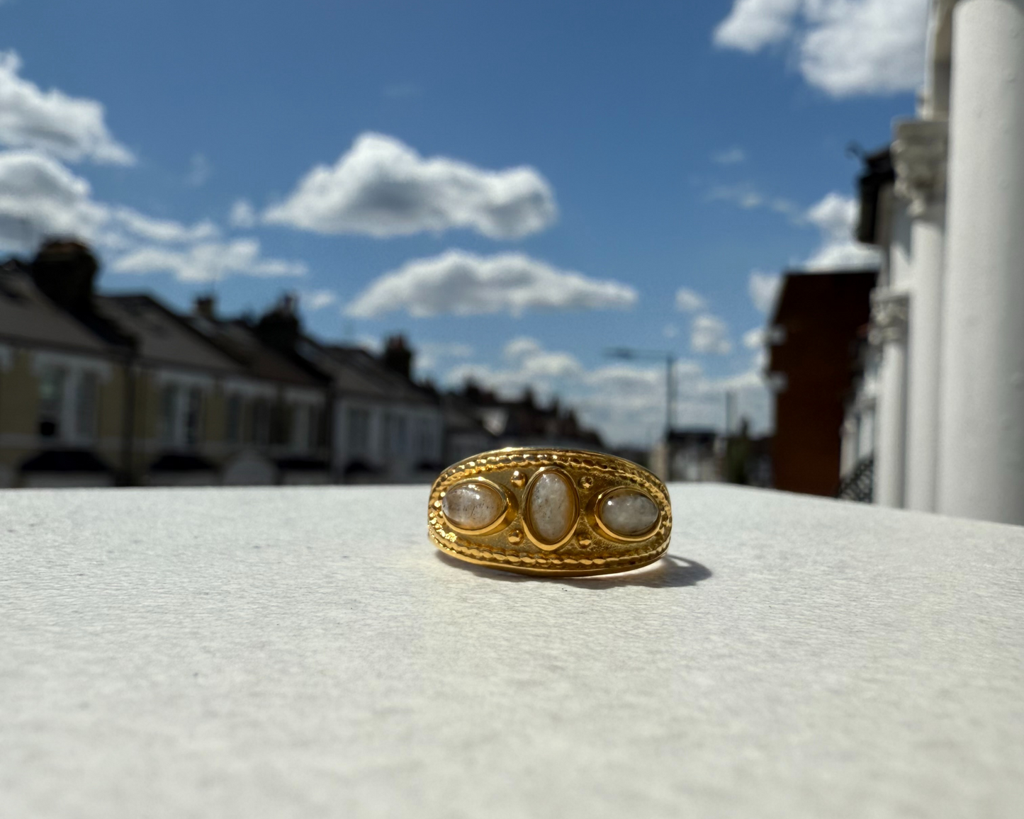Gladia Adjustable Ring
