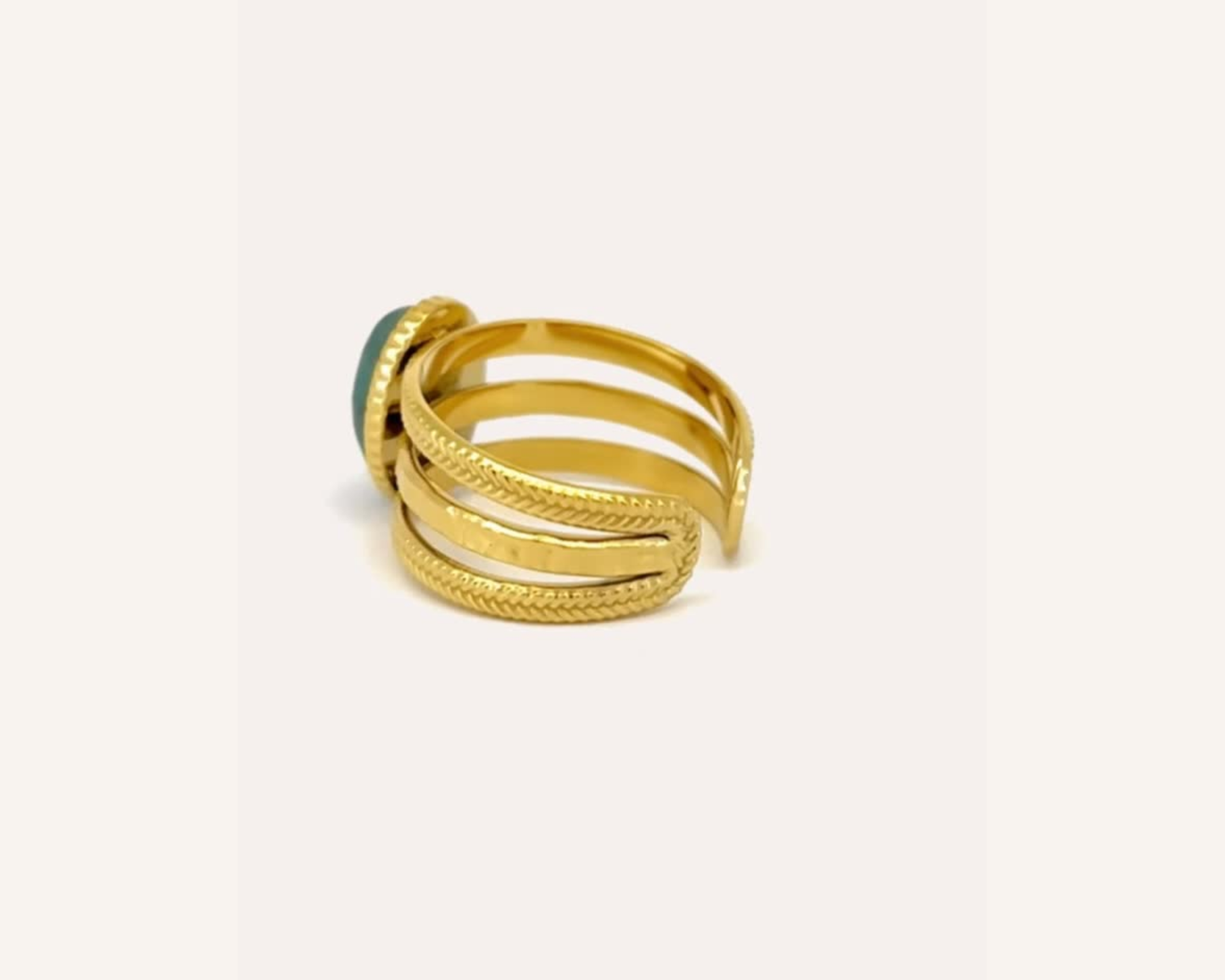 Gemporia Royale Adjustable Ring