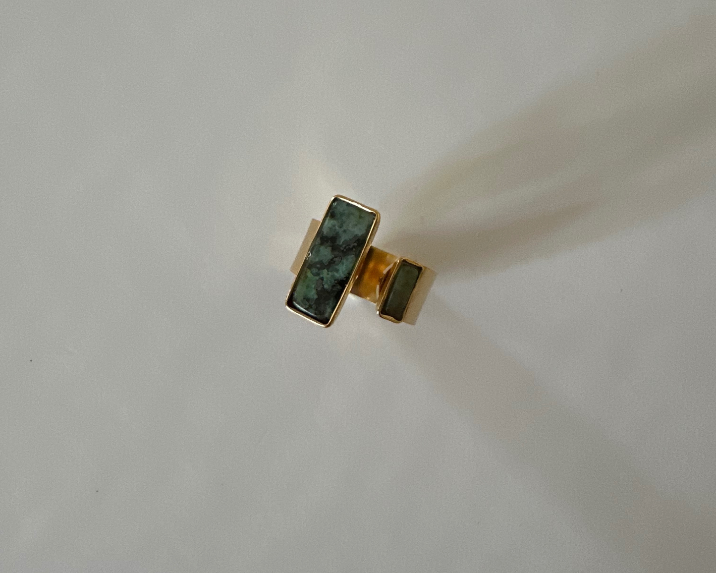 Esker Adjustable ring