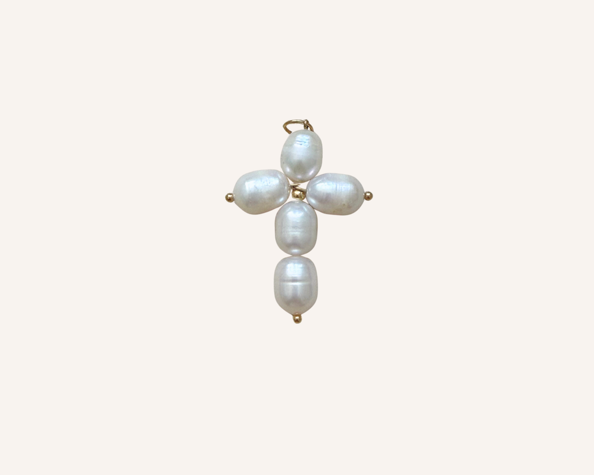 Le Perle Assisi Cross Pendant