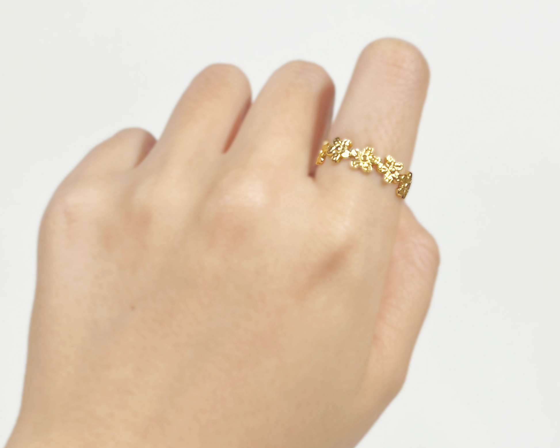 Petite Flora Ring