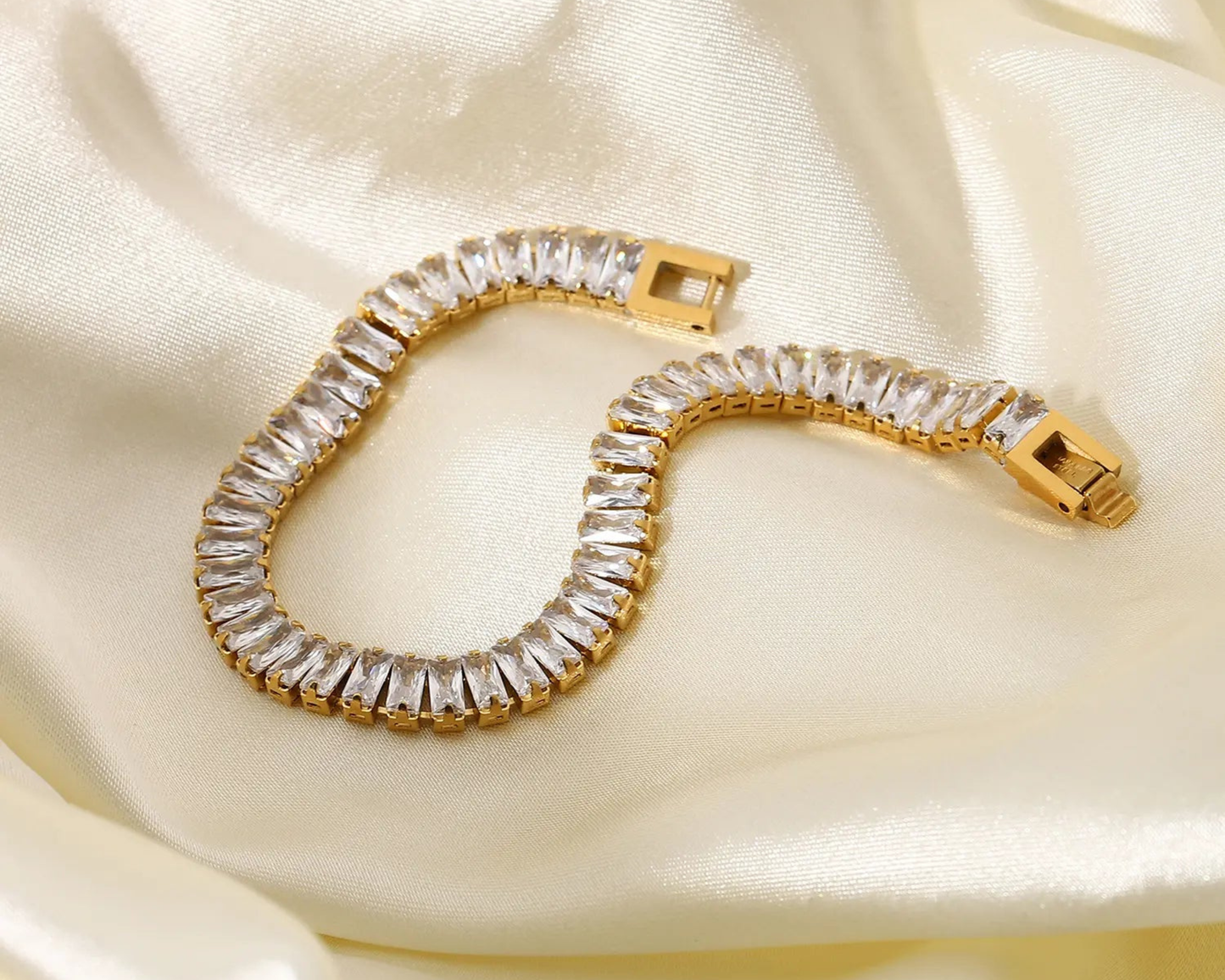 Opaline Tennis Bracelet