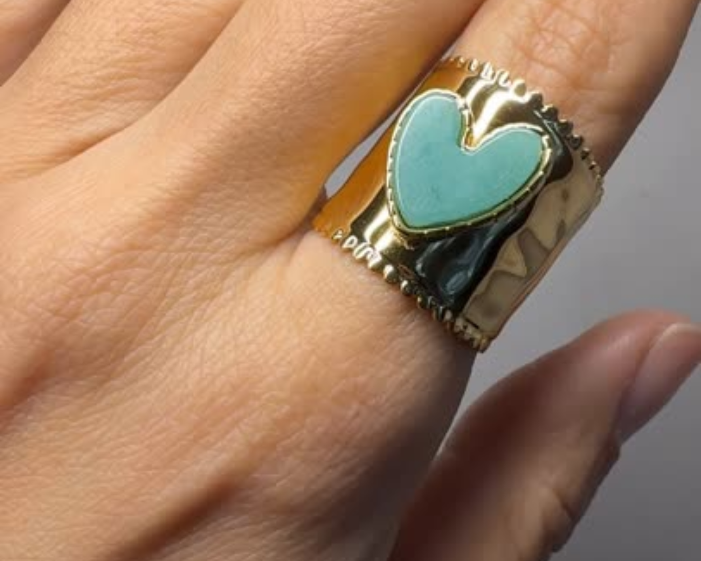 Amore Madre Ring