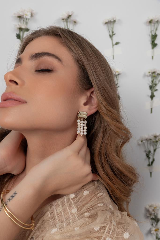 Giulia Pearls Earrings