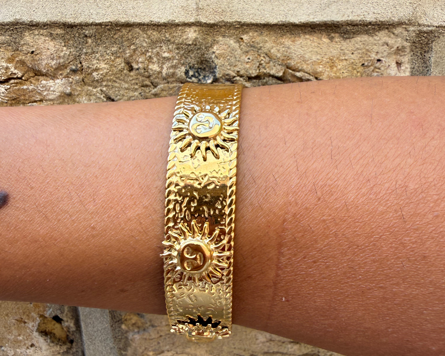 Le Perle Ponza Cuff Bracelet
