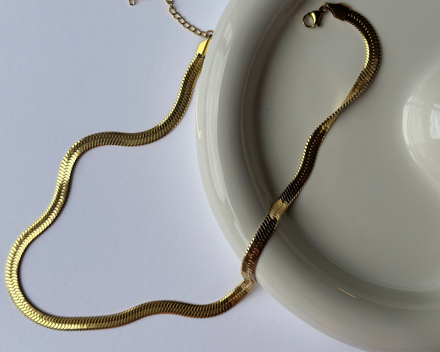 Hazel Snake-Style Necklace