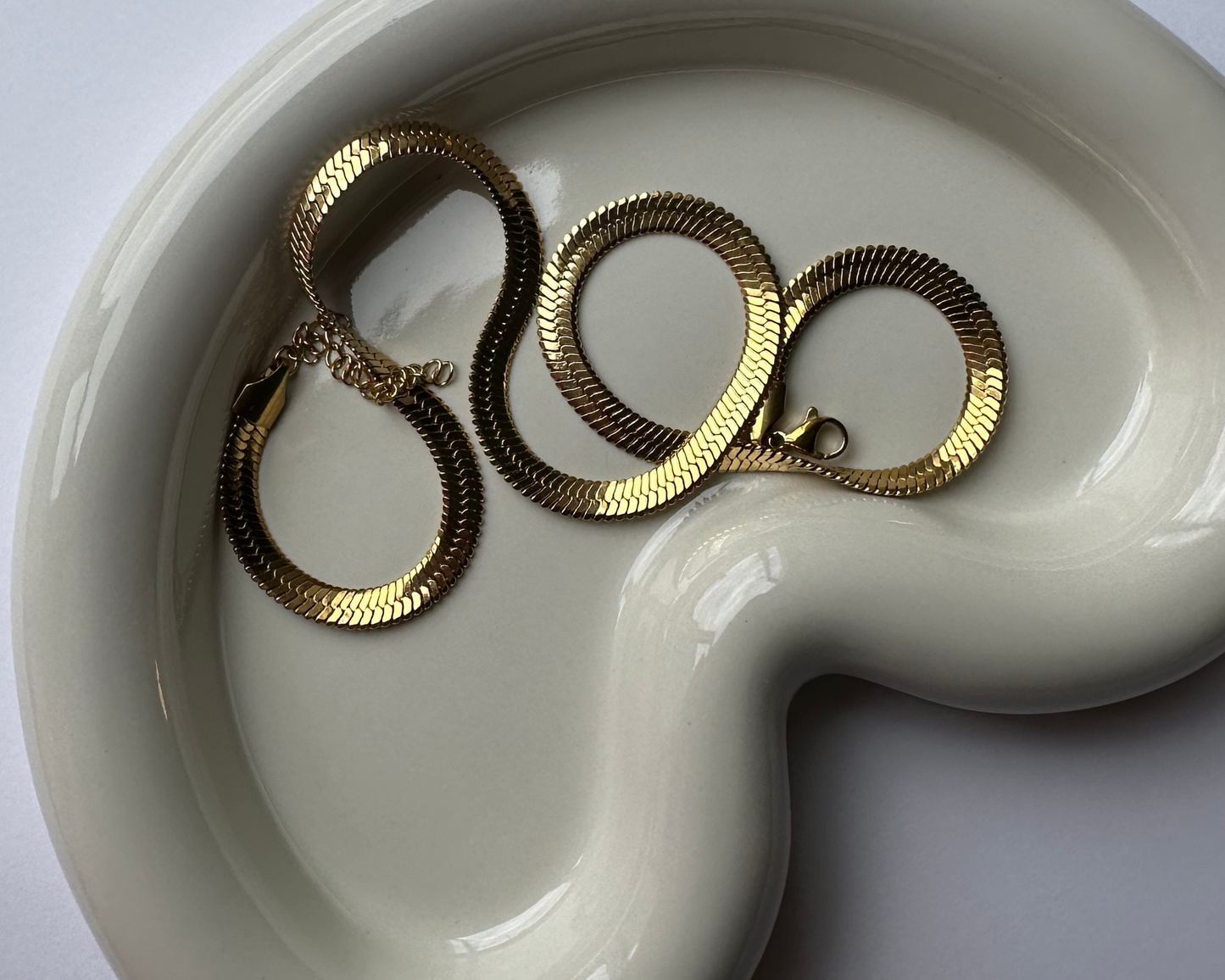 Hazel Snake-Style Necklace